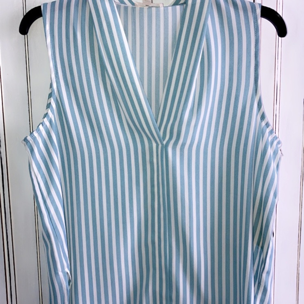 La Miel, very fashionable top. NEVER WORN !